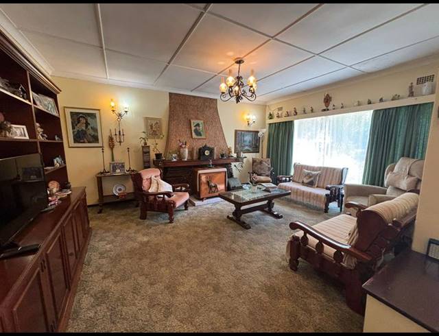 4 BEDROOM HOUSE FOR SALE IN FLORIDA PARK